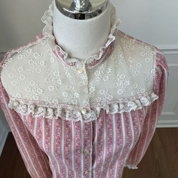 Vintage 70s Cottage Core Country Bicentennial Blouse Calico Lace S - Picture 4 of 9